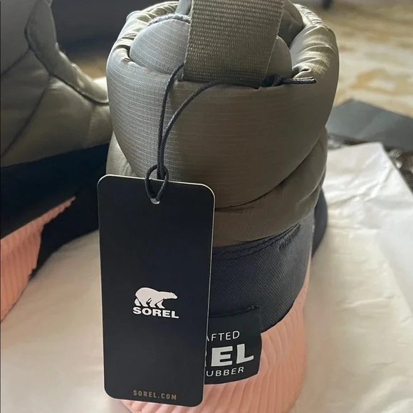 Sorel Khaki and Black Insulated Footwear - Picture 7 of 7